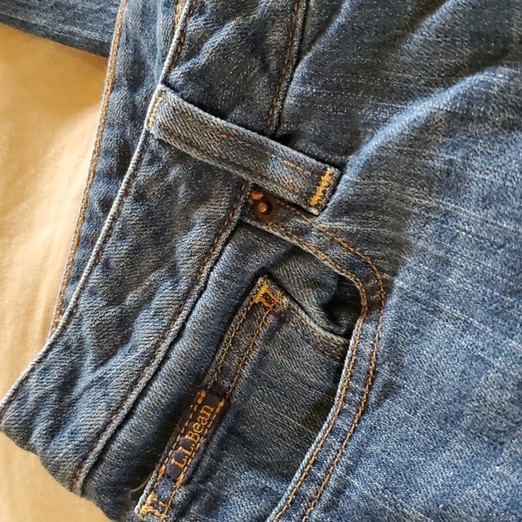 L.L.Bean,favorite fit, denim jeans, size 12 - Picture 3 of 3